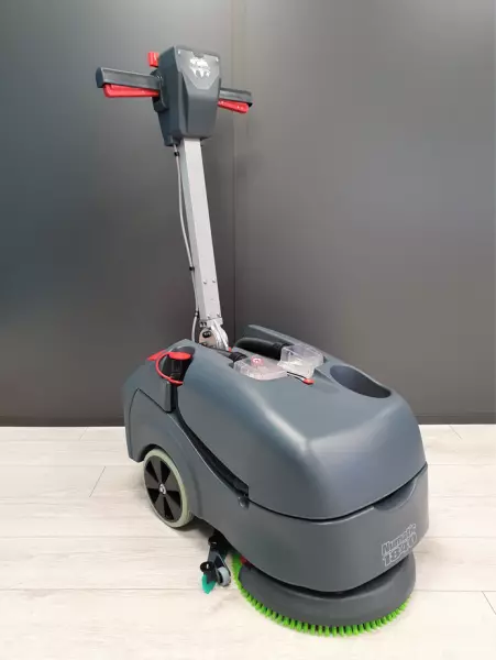 Autolaveuse accompagnante NUMATIC TTB 1840 NX